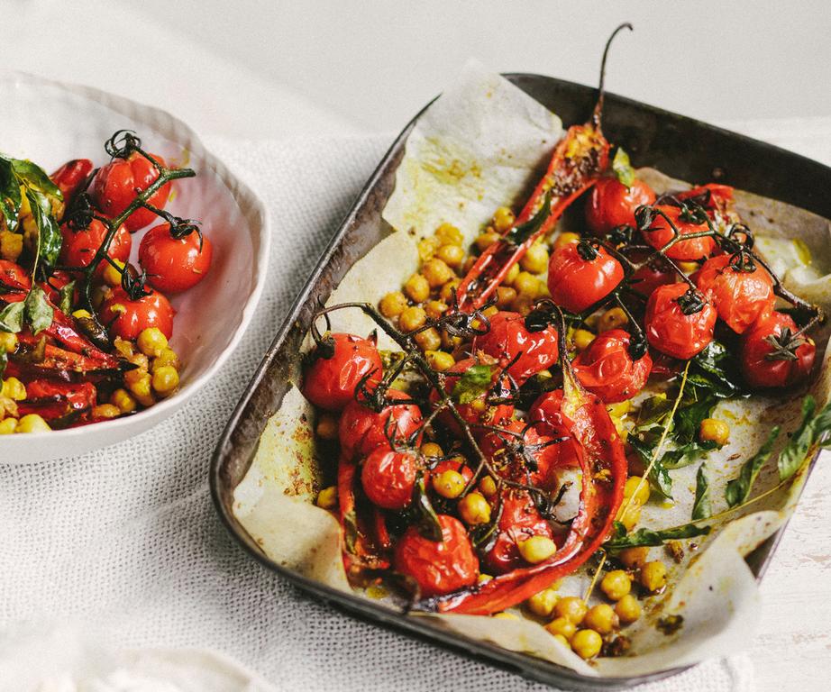 Read more about the article Spice-roasted tomatoes, chickpeas and chilli