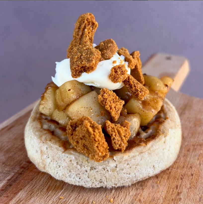 Apple Pie Market Crumpet Special is on! Murwillumbah Farmers' Market